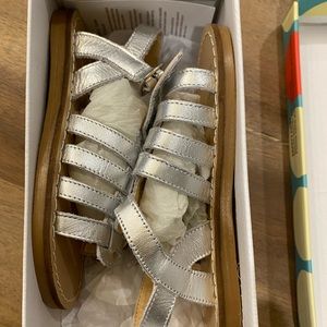 NWT Girls gladiator sandals in silver